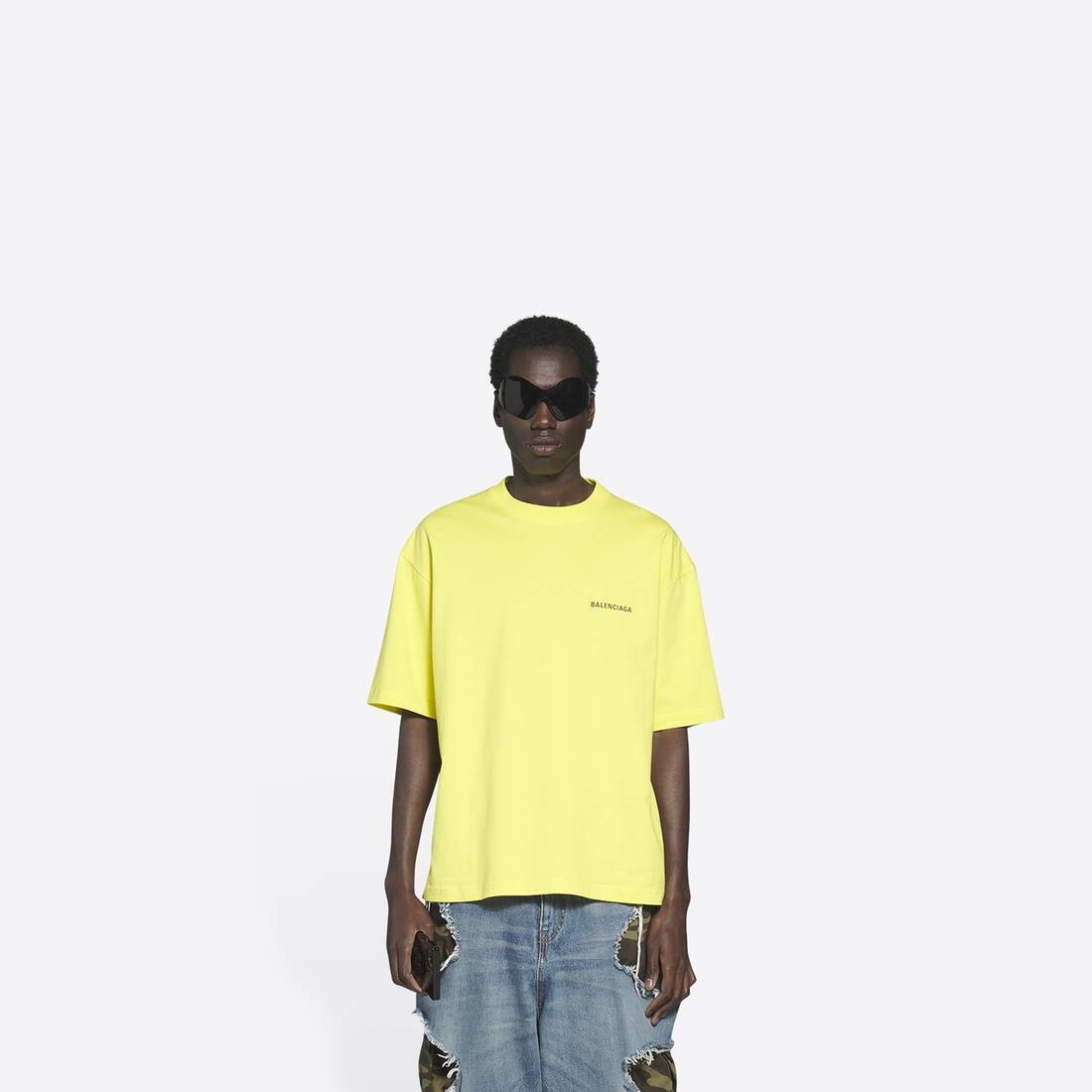 Men's Medium Fit T-shirt  in Yellow - 3