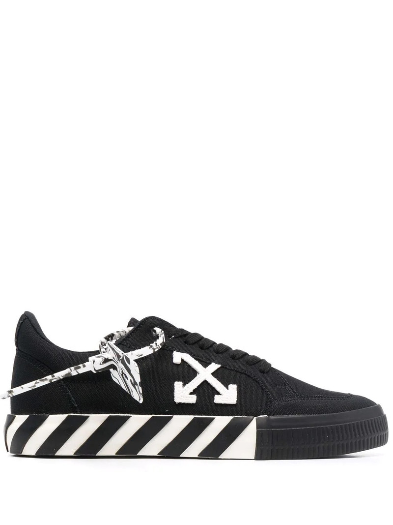 Low Vulcanized canvas sneakers - 1
