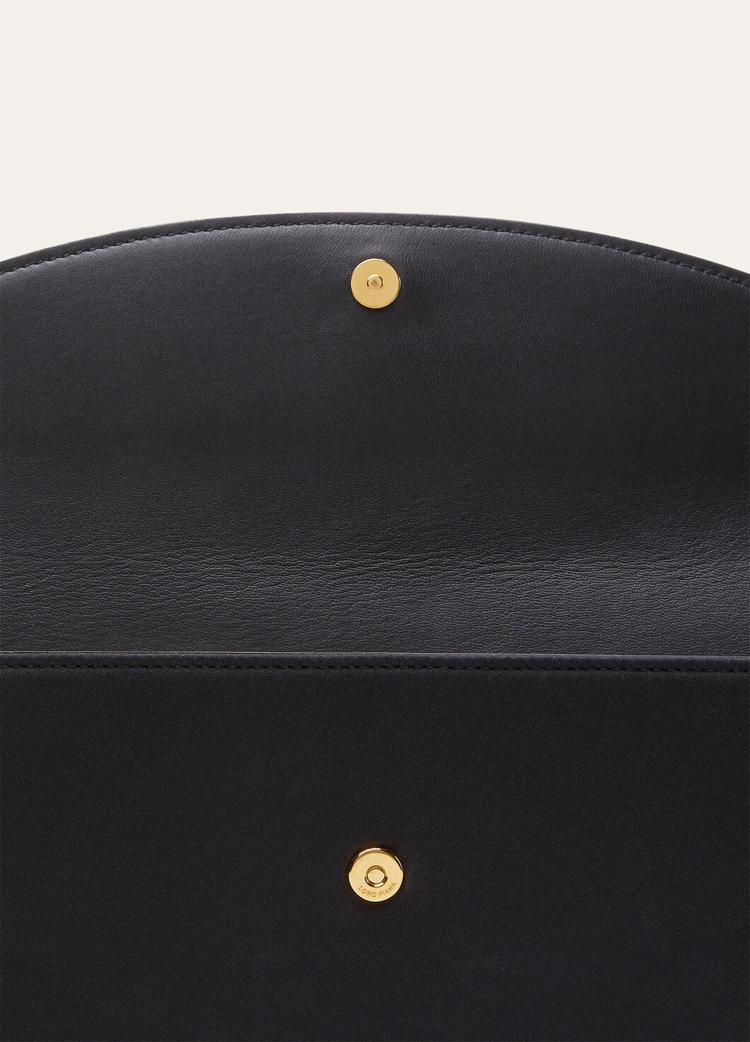 Extra Tuxedo Clutch - 4