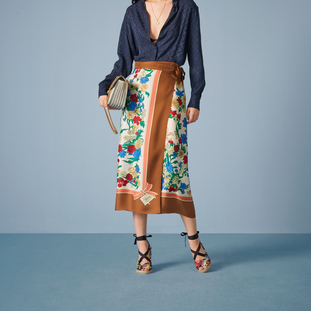 GUCCI★グッチ★素敵！Gathered Wrap Skirt w/Velvet Flowers GUCCI Velvet Flowers Purple Silk Viscose Satin Gathered Wrap