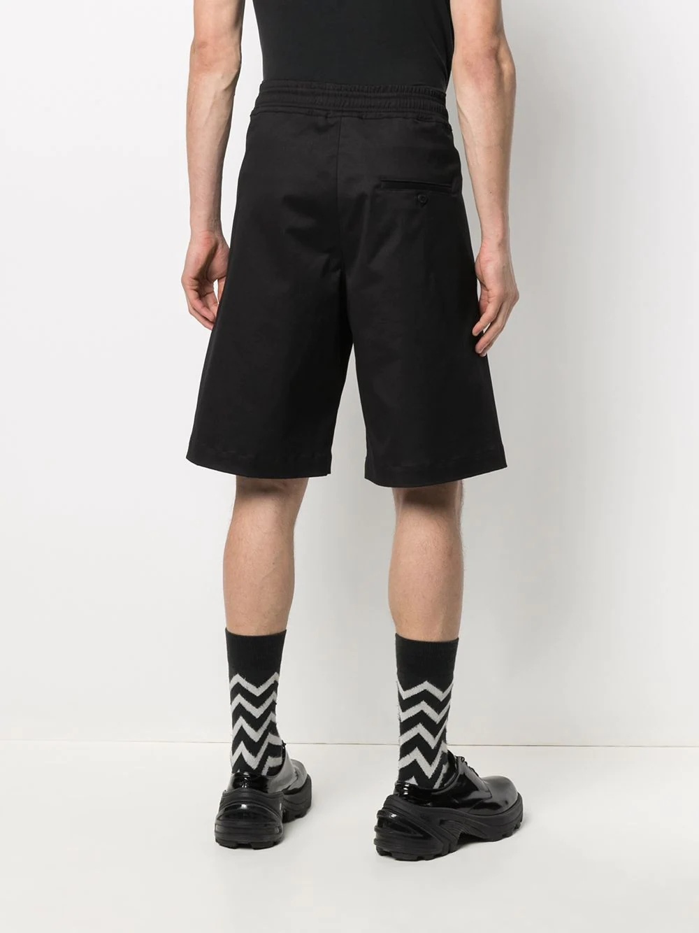 knee-length chino shorts - 4