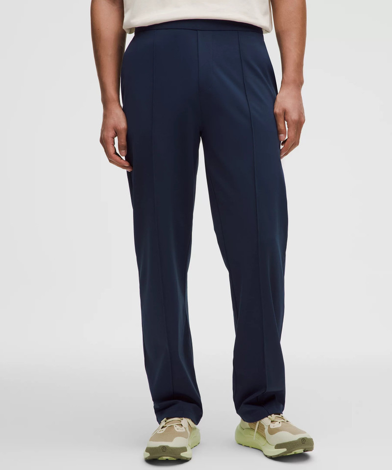 lululemon Men's Daydrift Classic-Fit Pintuck Trouser *Regular outlook
