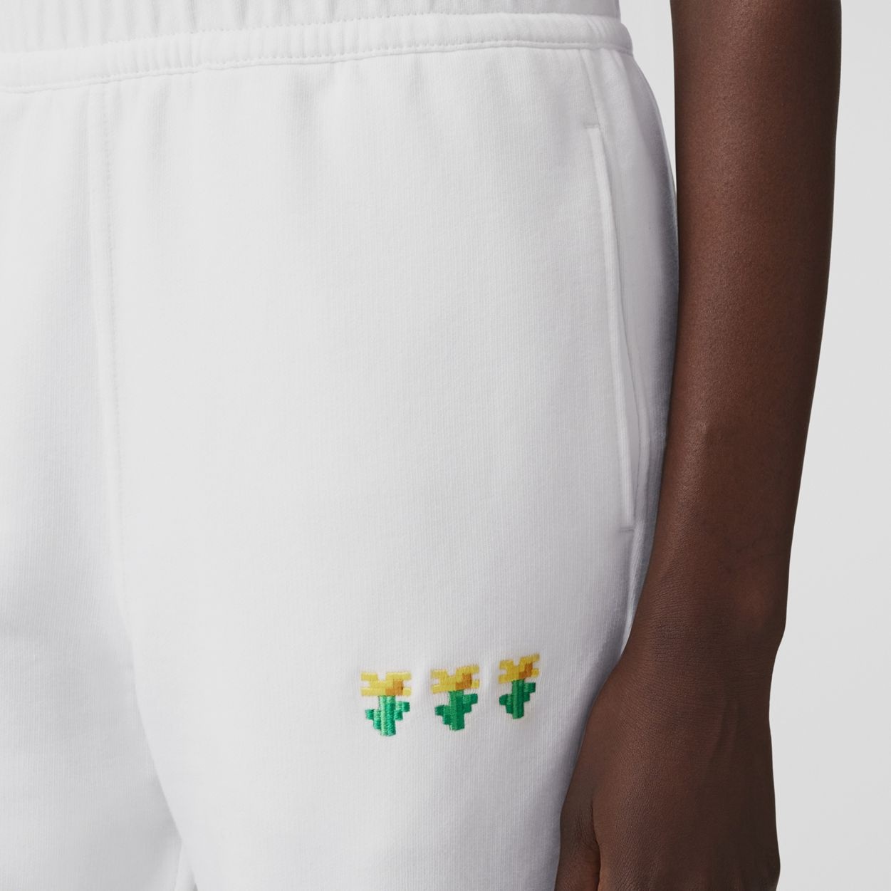 Embroidered Floral Cotton Jogging Pants - 3
