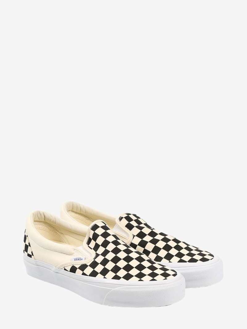 Vans Premium Slip-On 98 sneakers outlook