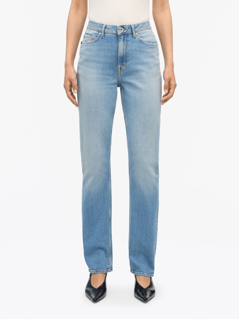 Maggie Comfort-Stretch Denim 4