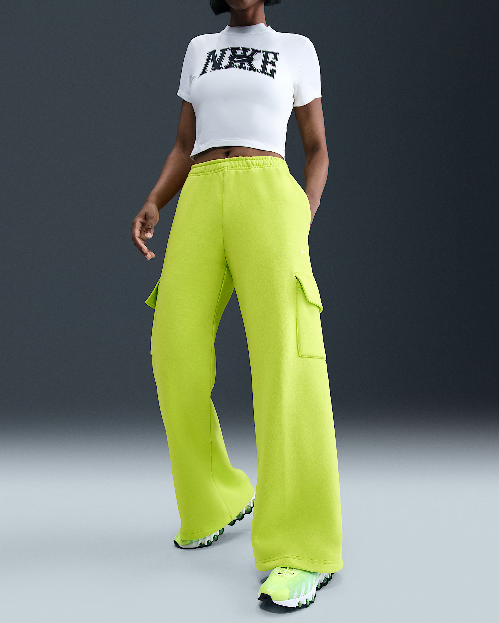 Nike Sportswear Phoenix Fleece Women's Cargo Sweatpants - 2