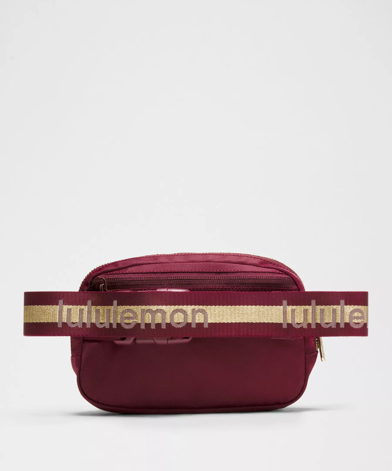Everywhere Belt Bag 1L *Wordmark 3