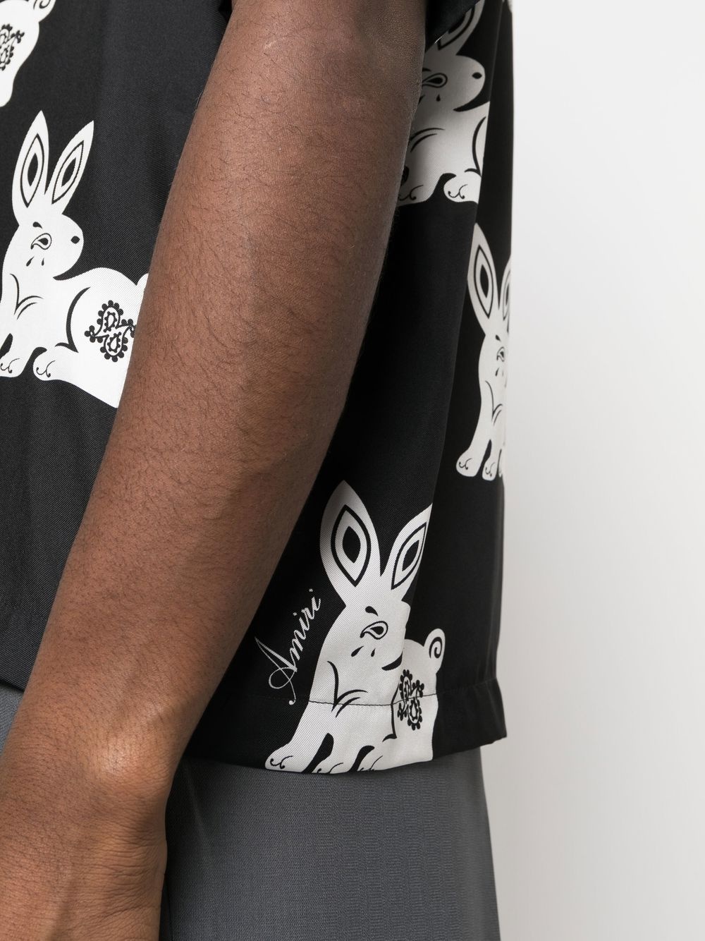rabbit-motif silk shirt - 5