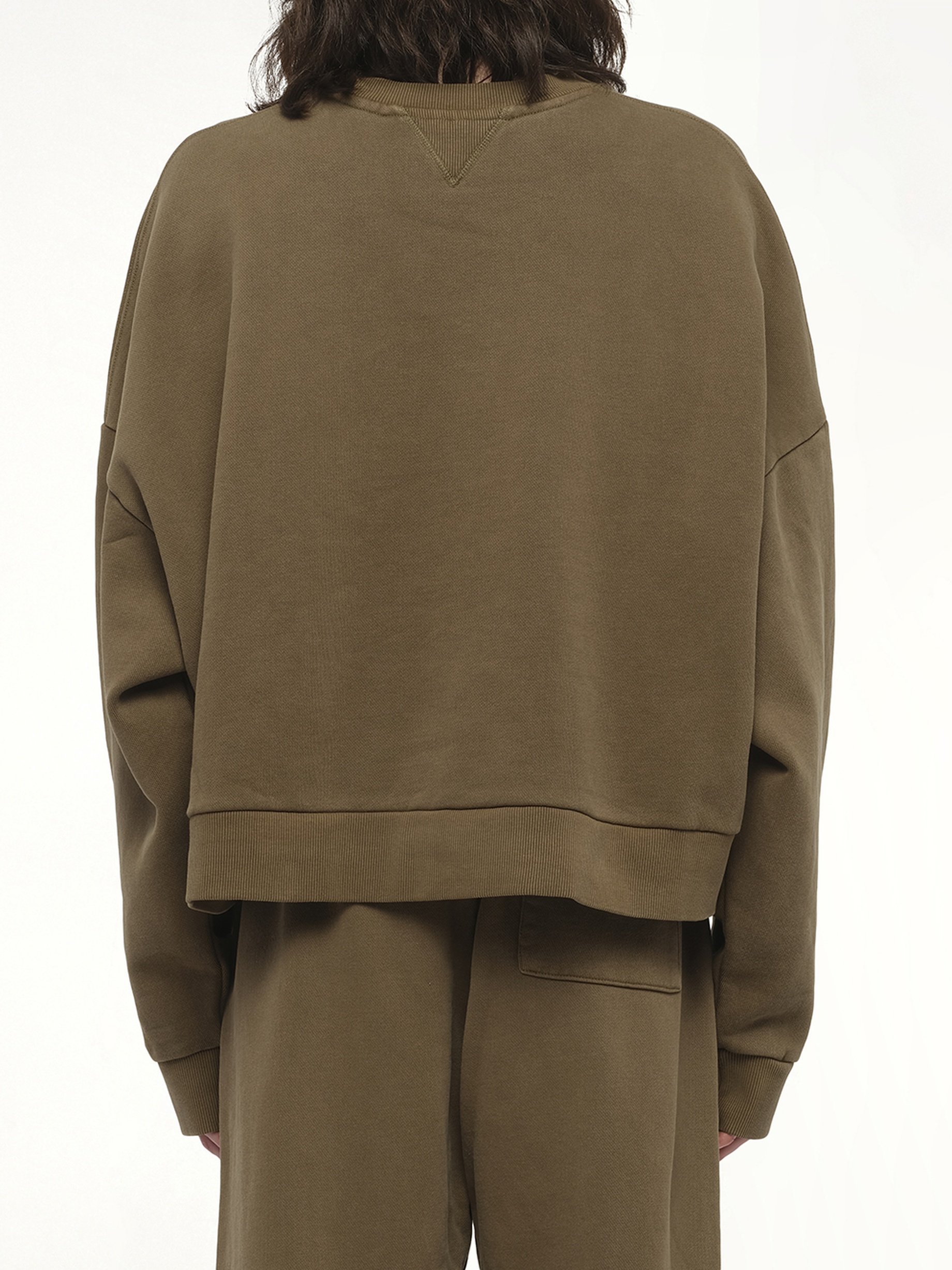 Box Sweatshirt in Military - 6