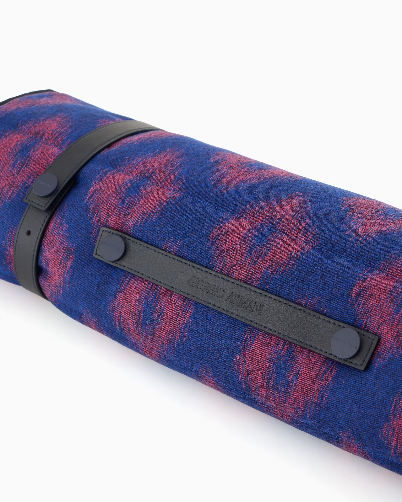Poldo X Giorgio Armani Travel mat in Ikat jacquard flannel - 5