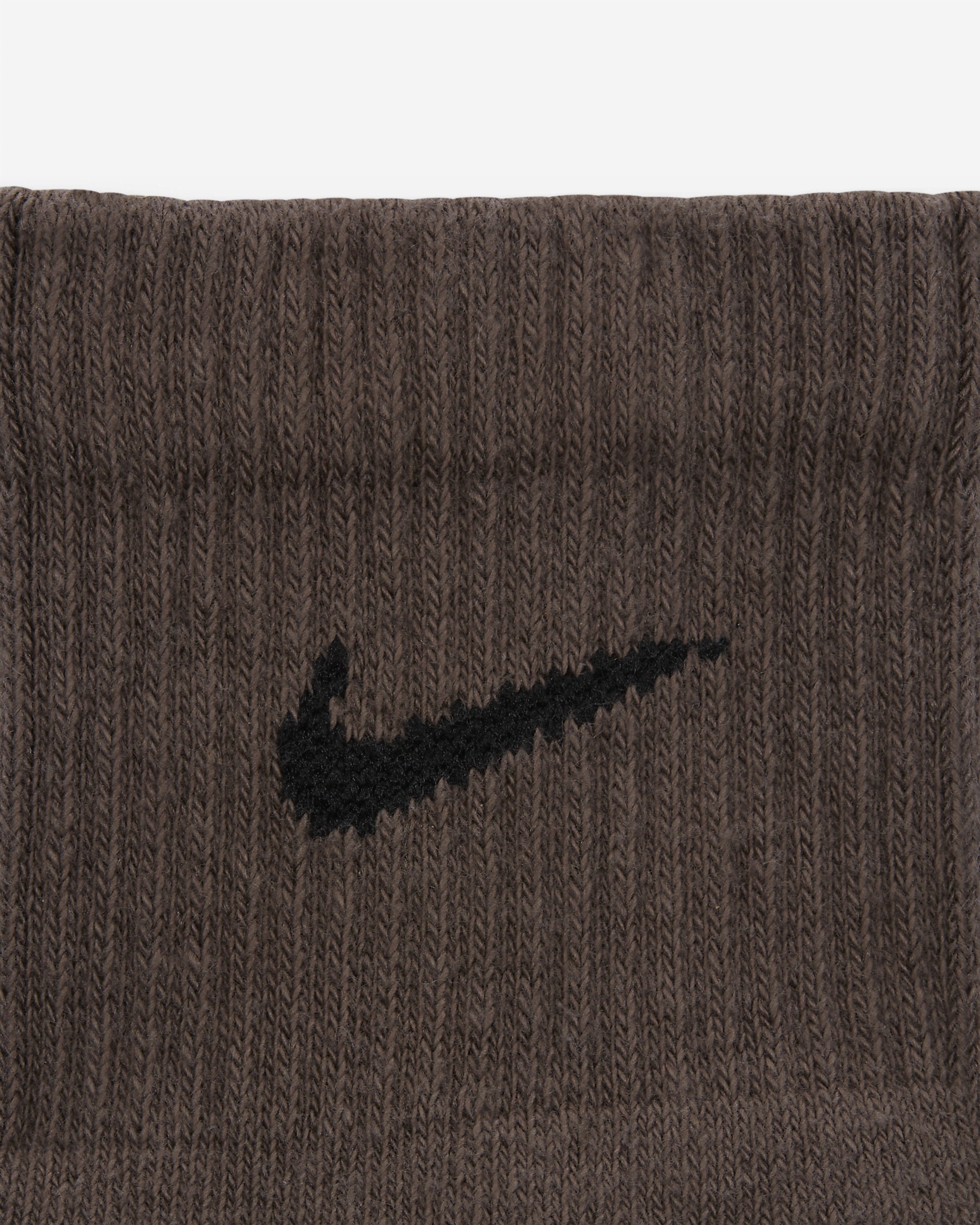 Nike Everyday Plus Cushioned Training Ankle Socks (3 Pairs) - 4