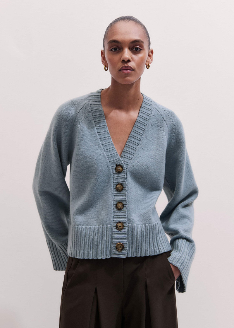 V-Neck Raglan Cardigan 4