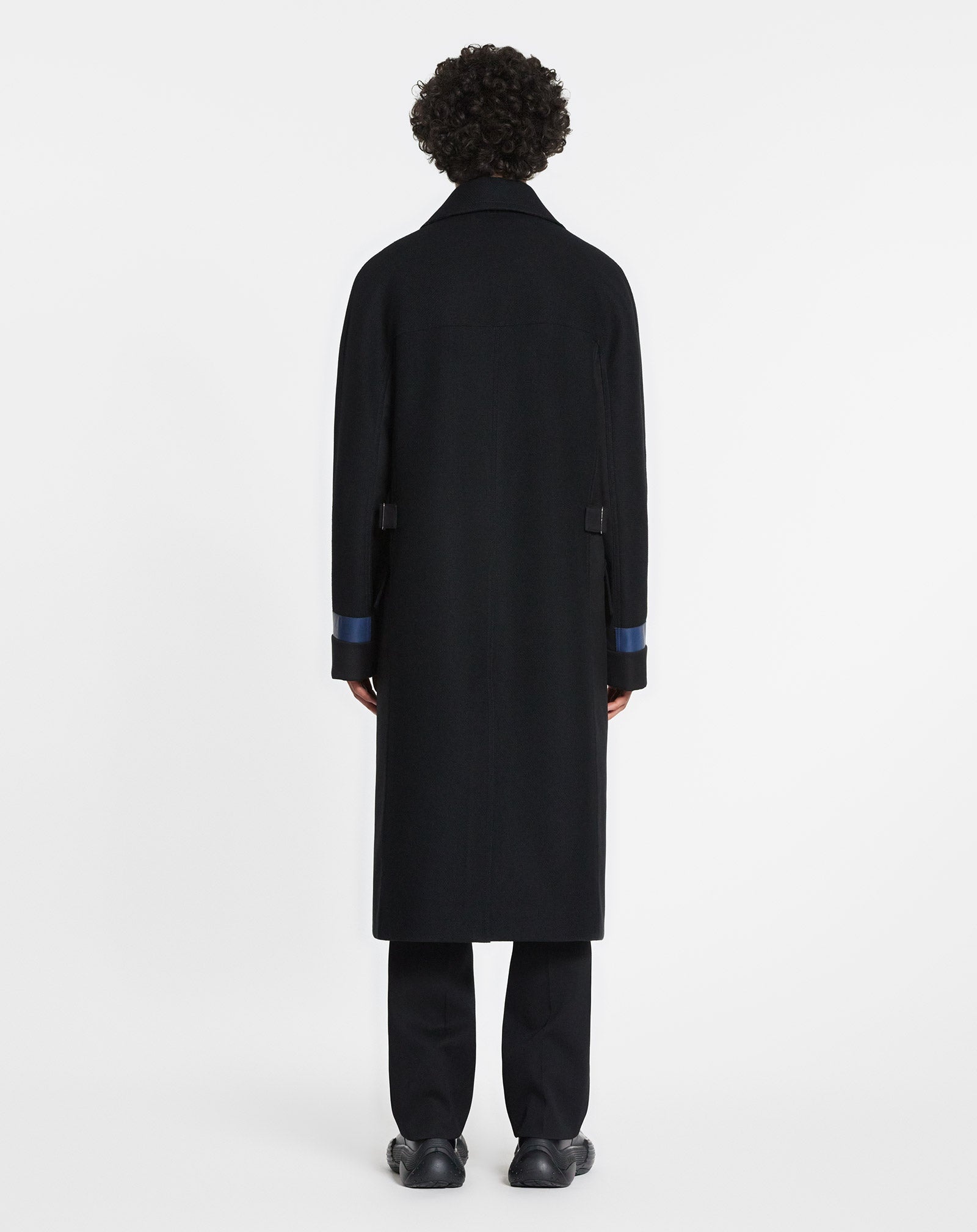 DOUBLE-BREASTED COAT WITH CONTRASTING PANELS AND KIMONO SLEEVES - 4