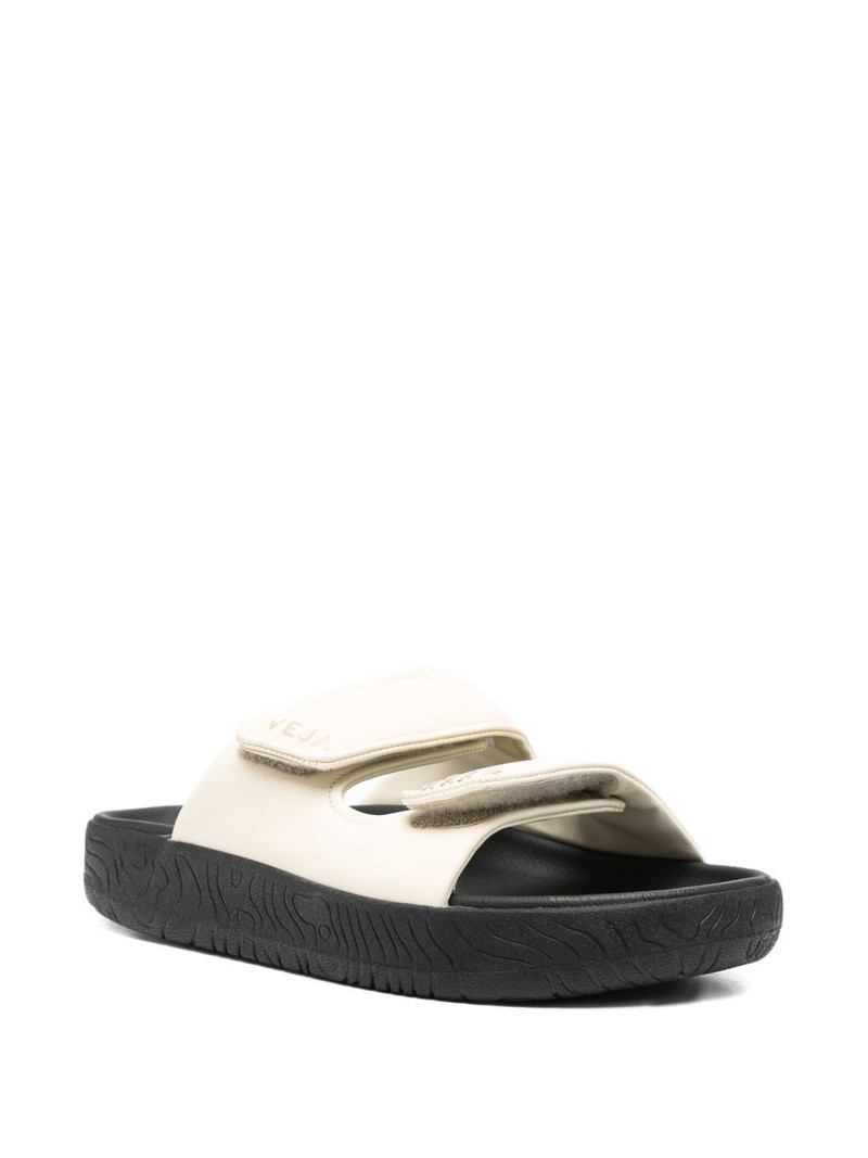 VEJA Etna sandals outlook