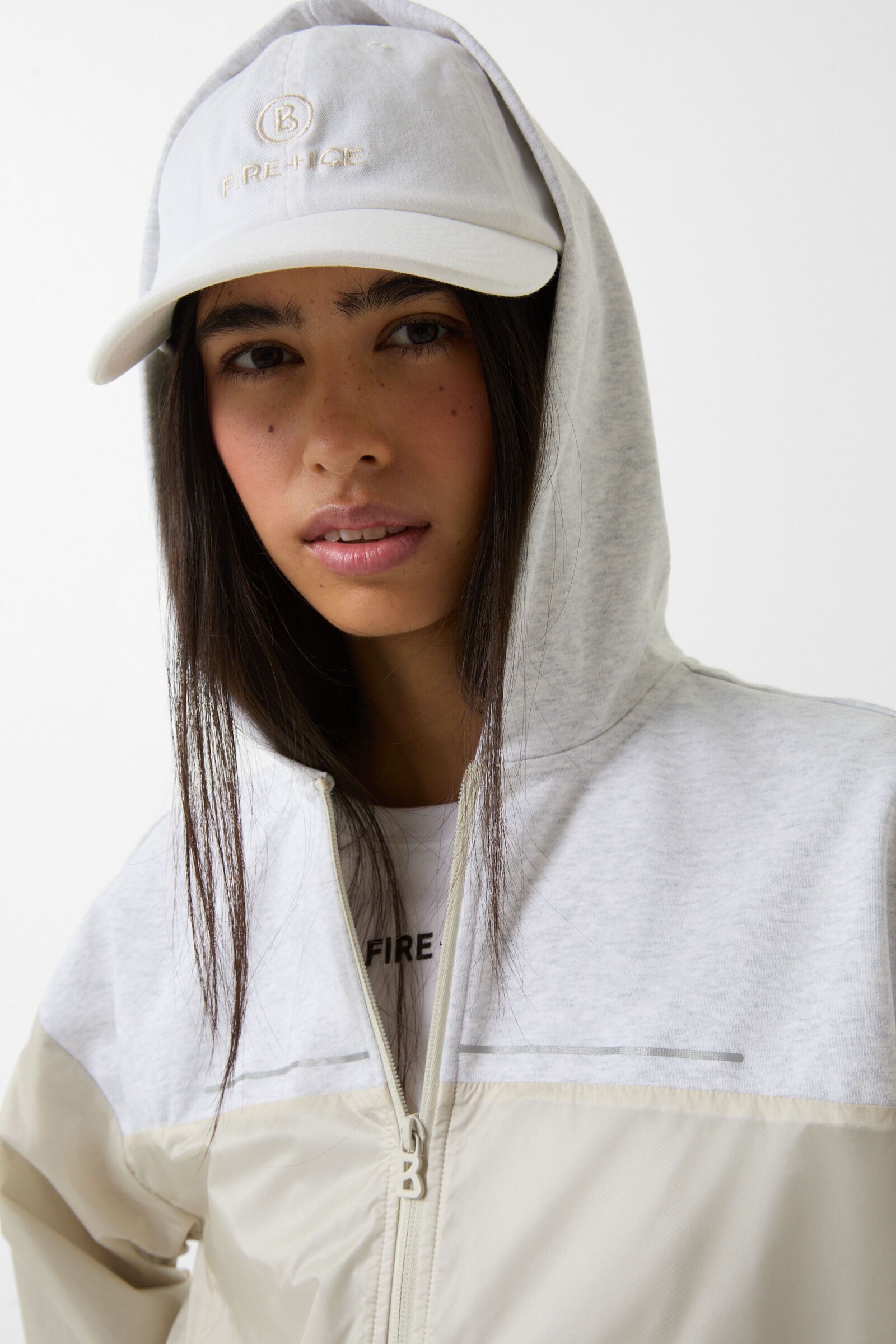 Elin hybrid jersey jacket in Sand/light gray - 4