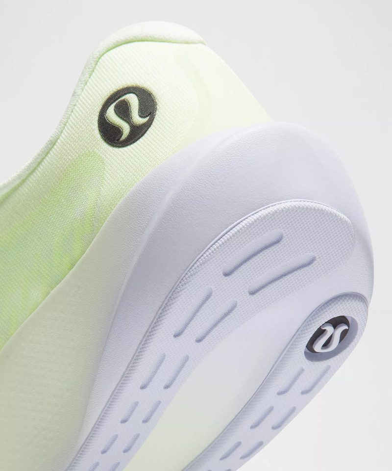 Women's Split Shift Running Shoe 8