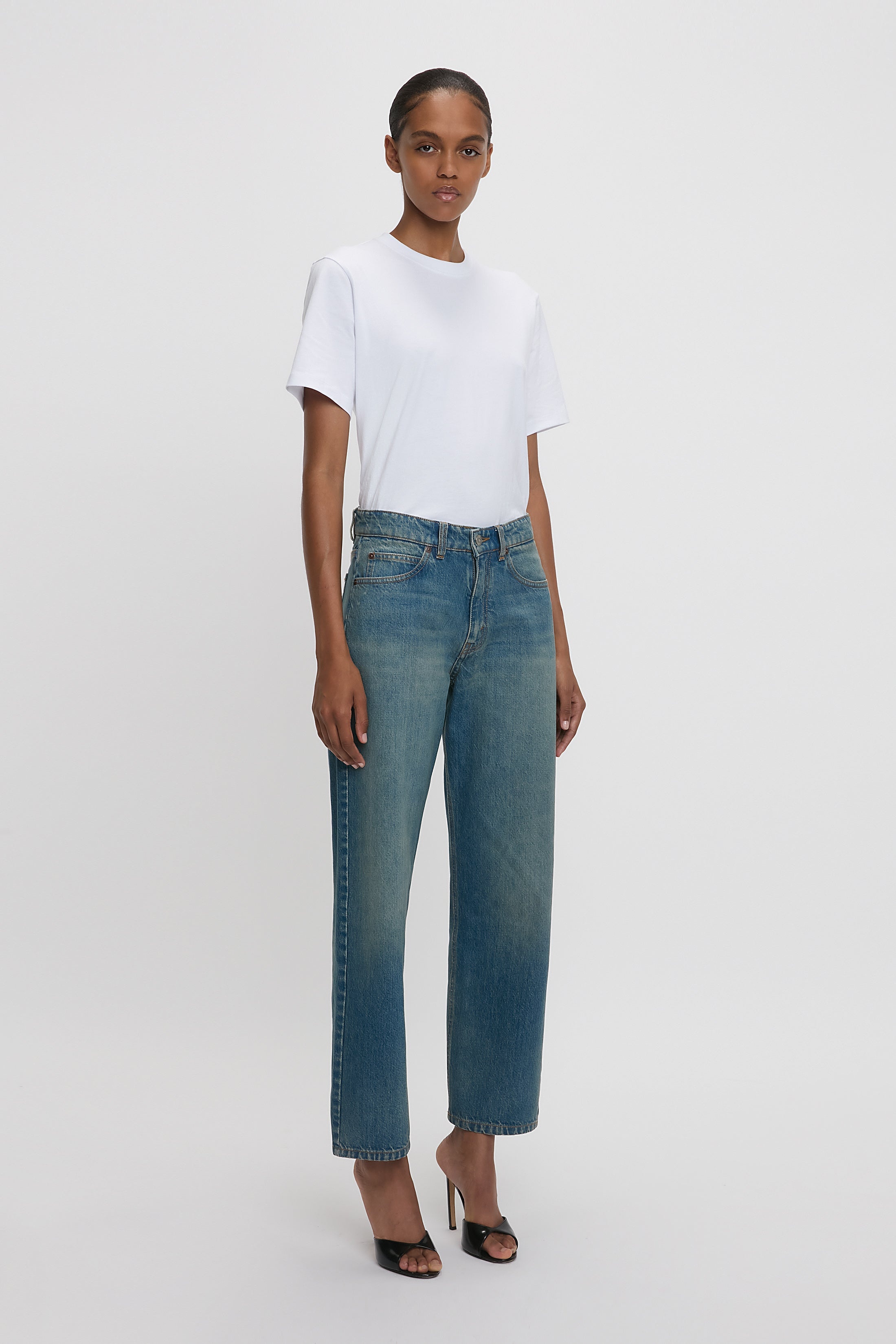 Exclusive Bernie Relaxed Jean In Mid Blue - 3