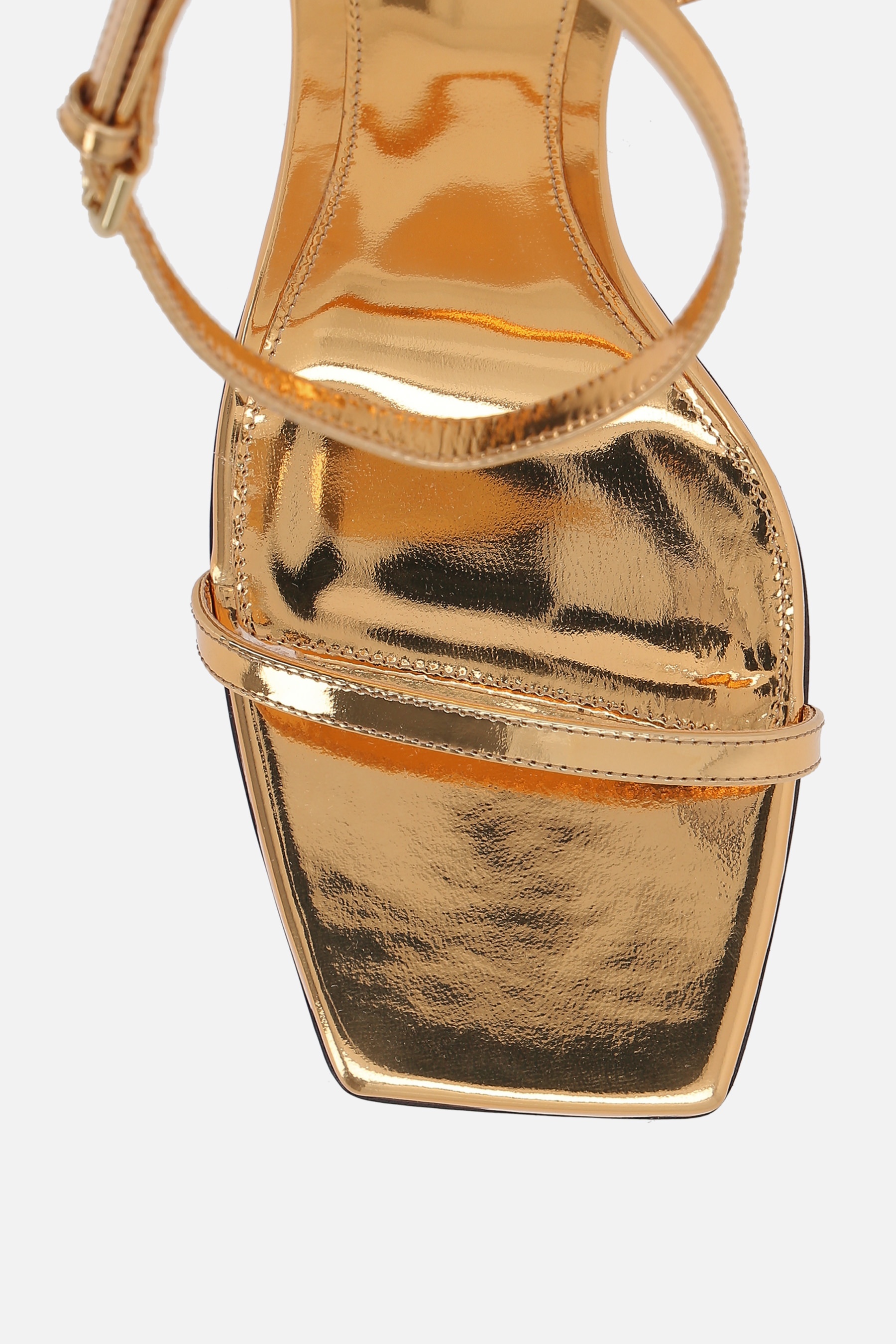 Bottega Veneta KNOT LAMINATED NAPPA SANDALS | tizianafausti