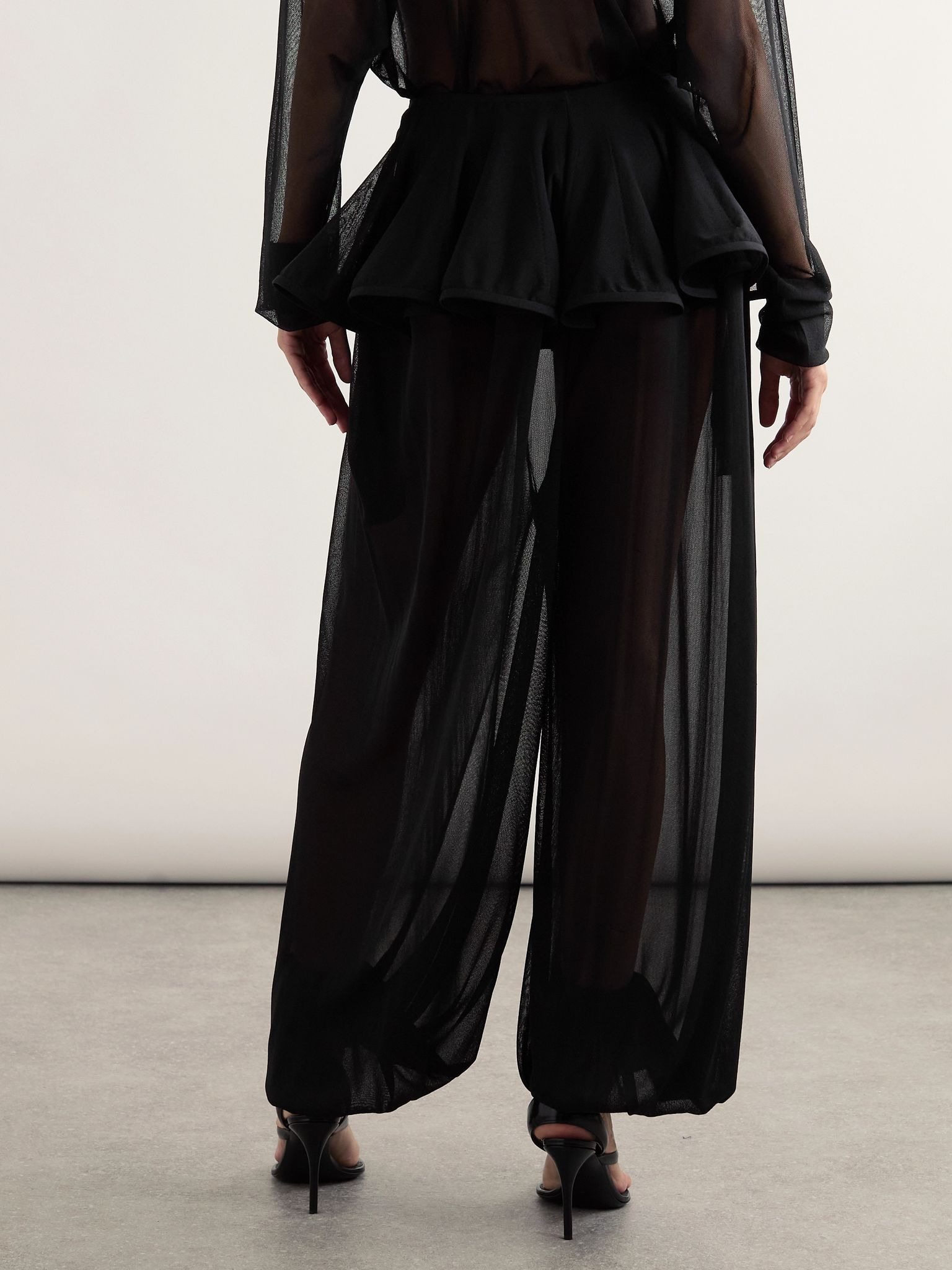 Pleated georgette peplum tapered pants Black - 4