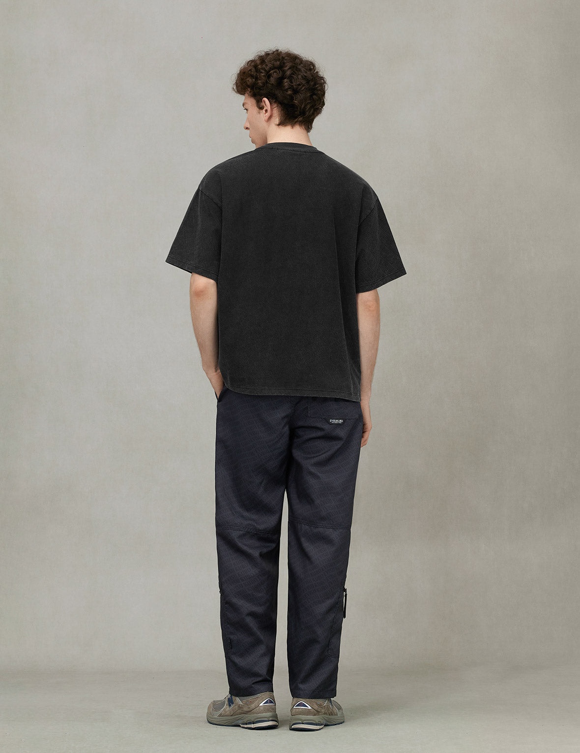 Allover Logo Print Loose Fit T-shirt - 4