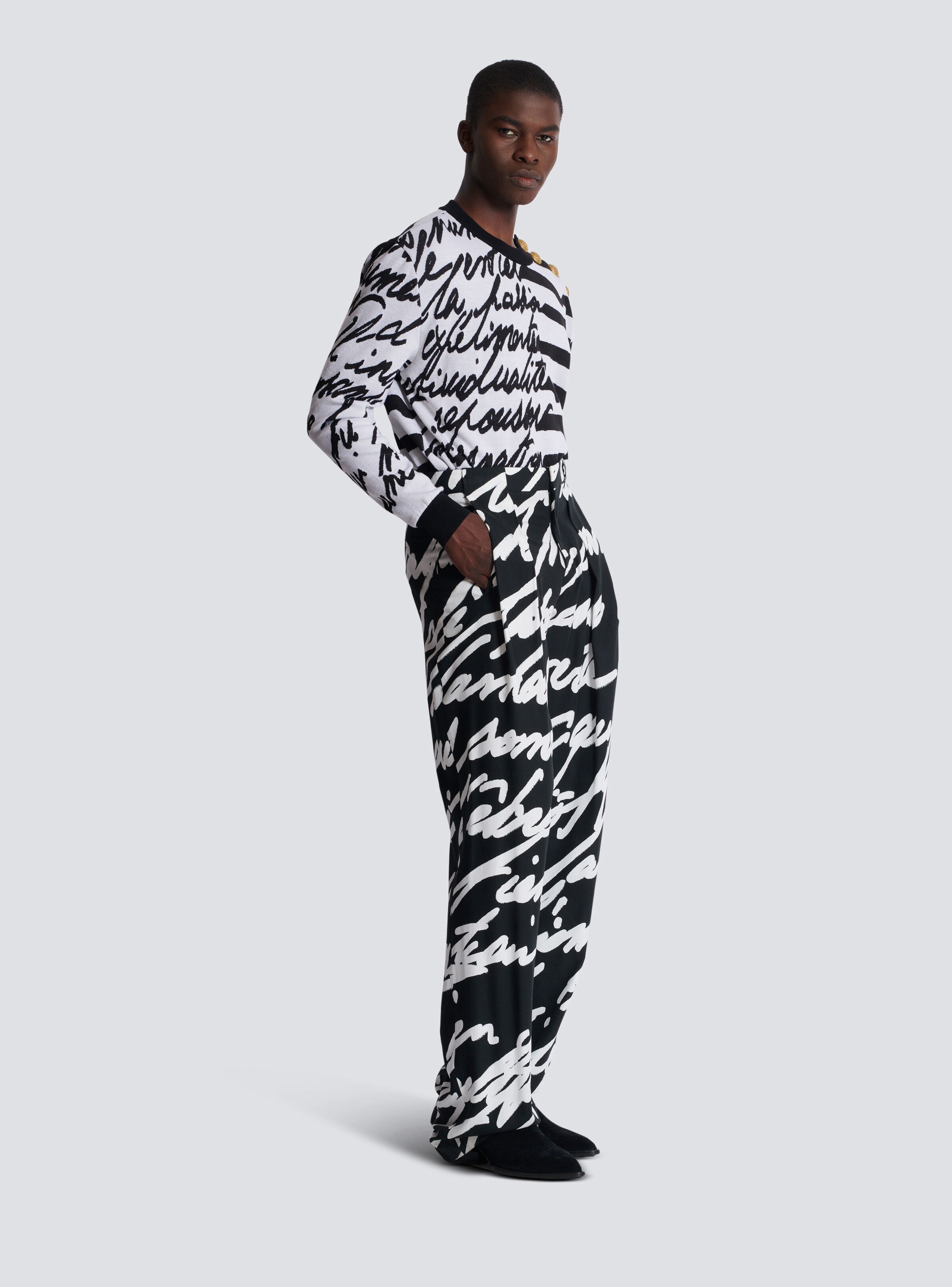 Pleated trousers with "Love Letter" print - 3
