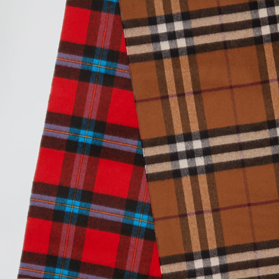 Burberry Reversible Contrast Check Cashmere Scarf outlook