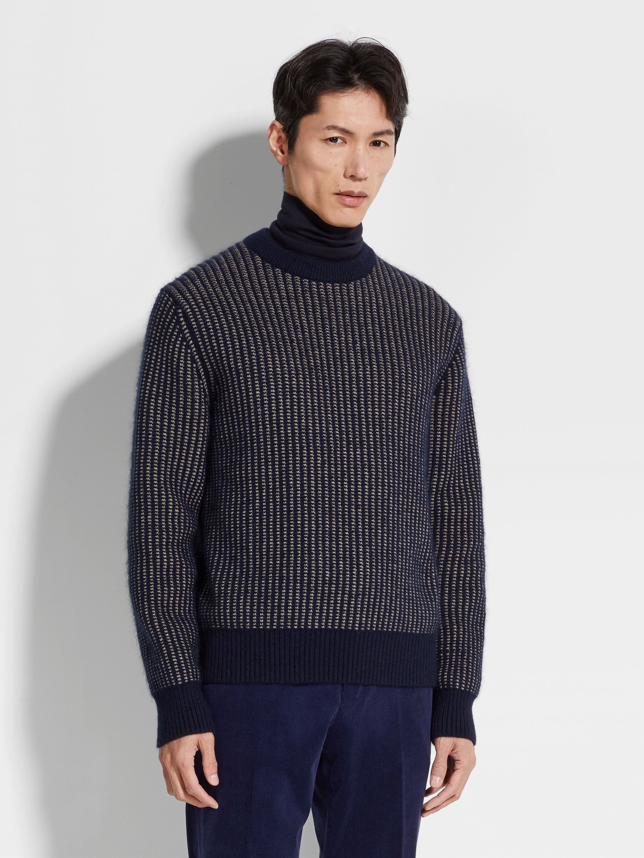 INK BLUE AND LIGHT TAUPE CASHMERE MOHAIR AND SILK CREWNECK - 4