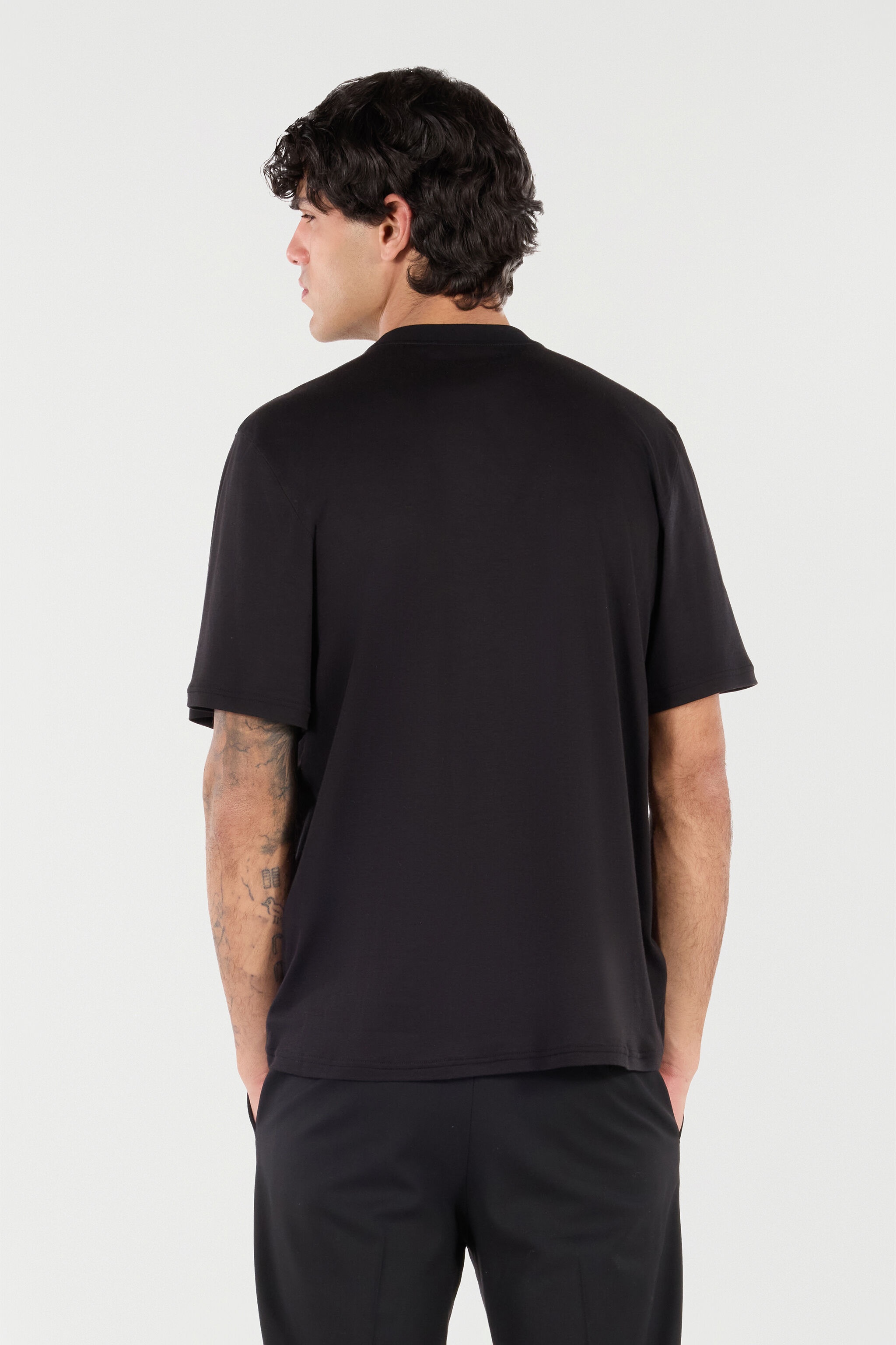 T-Shirt with Logo Patch - 4