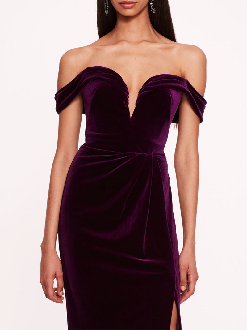 PLUNGING VELVET GOWN 4