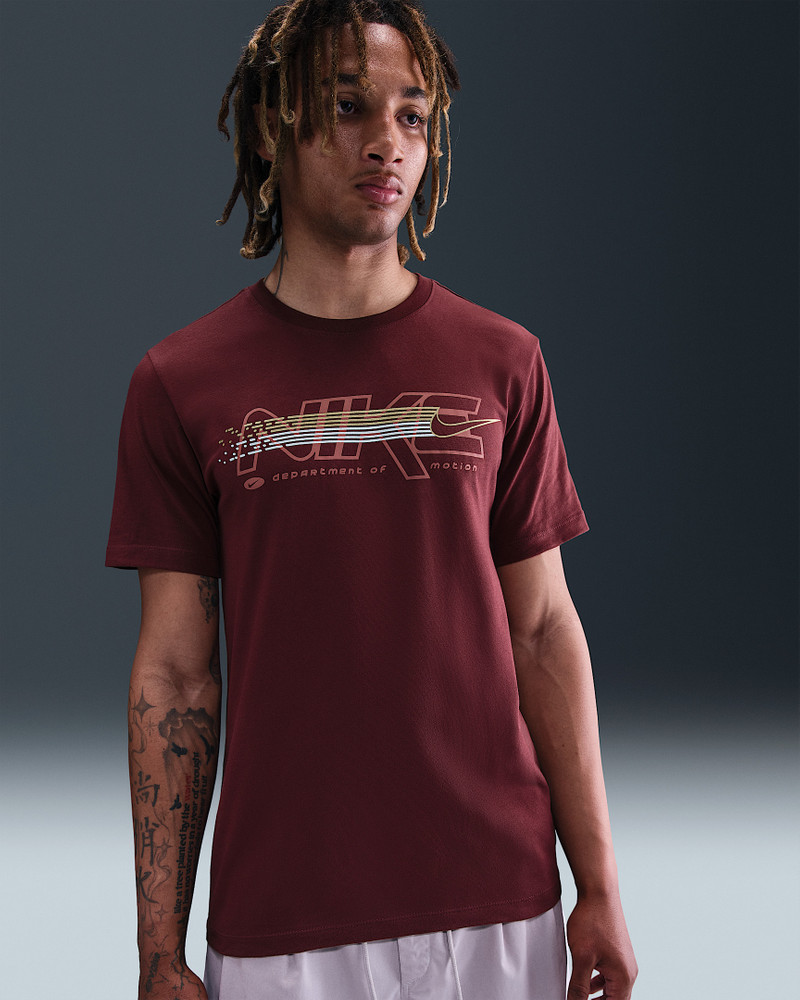Nike Sportswear Men's T-Shirt 1