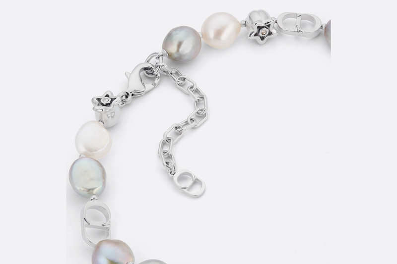 Dior Lily of the Valley Necklace outlook