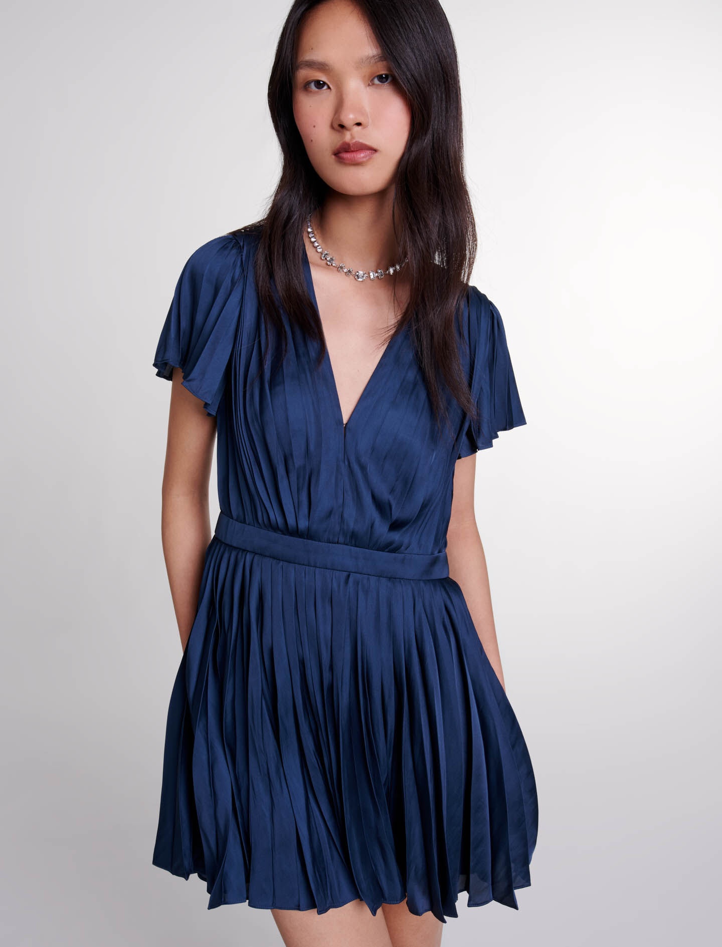 Short pleated dress - 7