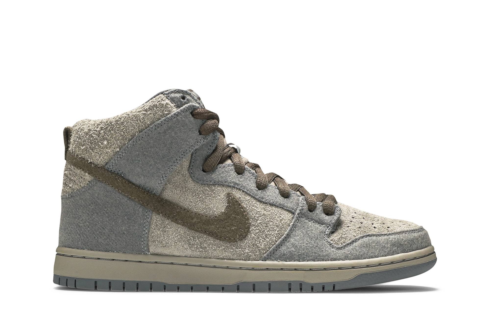 Dunk High Premium SB 'Tauntaun' - 1