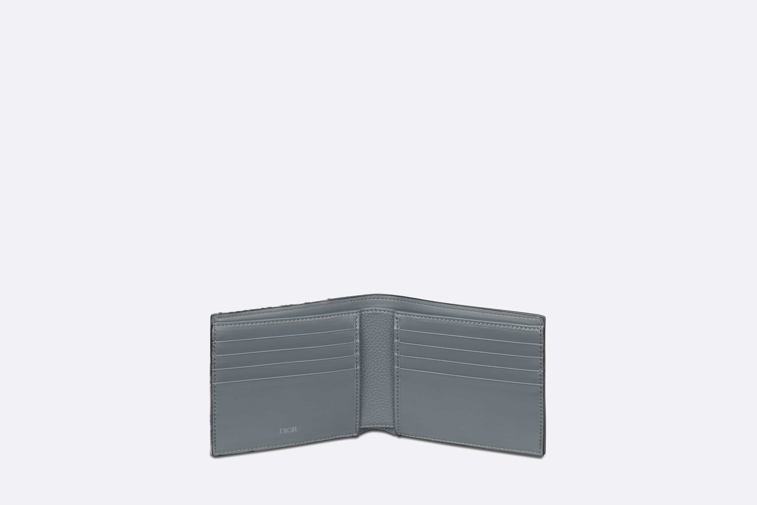 Saddle Bifold Card Holder - 4