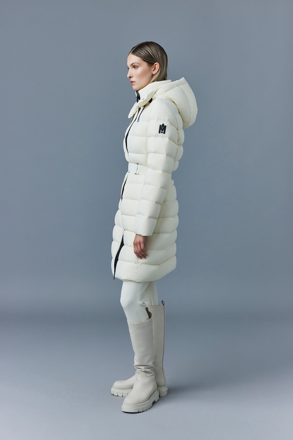 ASHLEY stretch light down with removable hood - 3