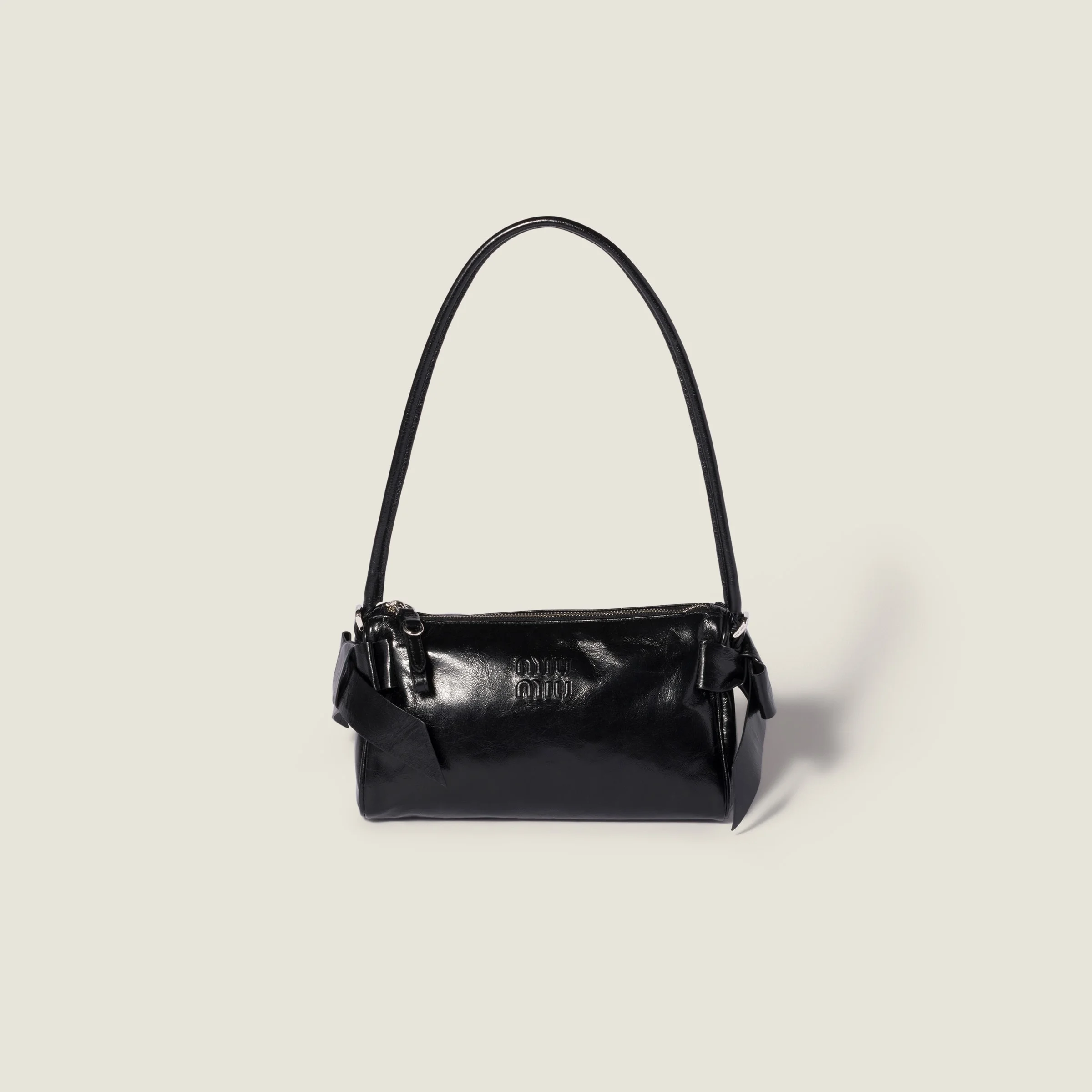 Shiny leather pouch - 1