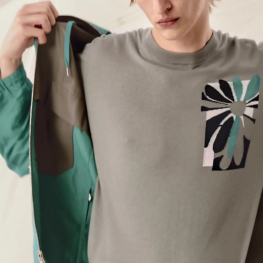 Reversible hooded sweater - 2