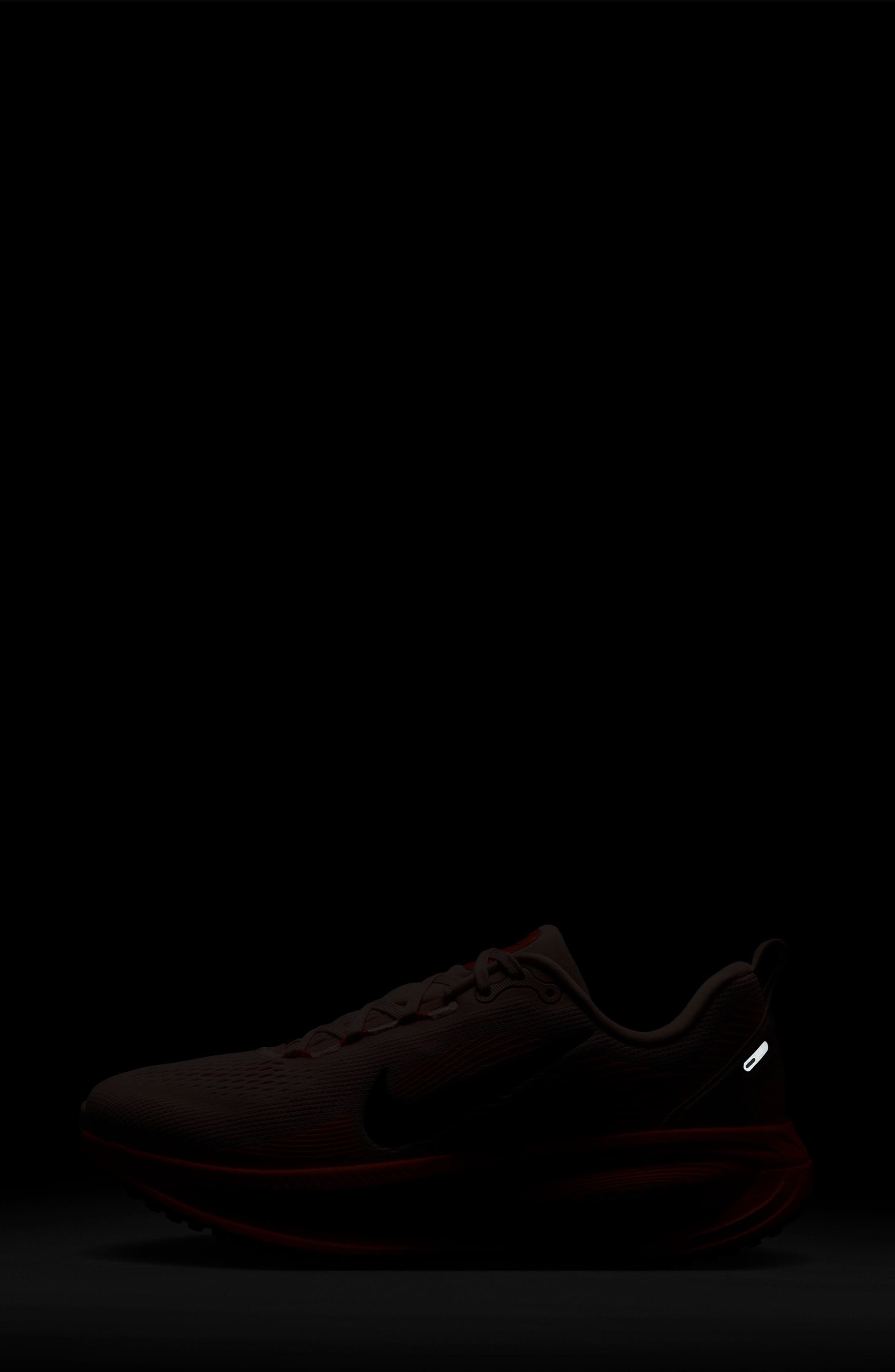 Nike Vomero 18 Running Shoe in Atmosphere/Black/Crimson at Nordstrom - 9
