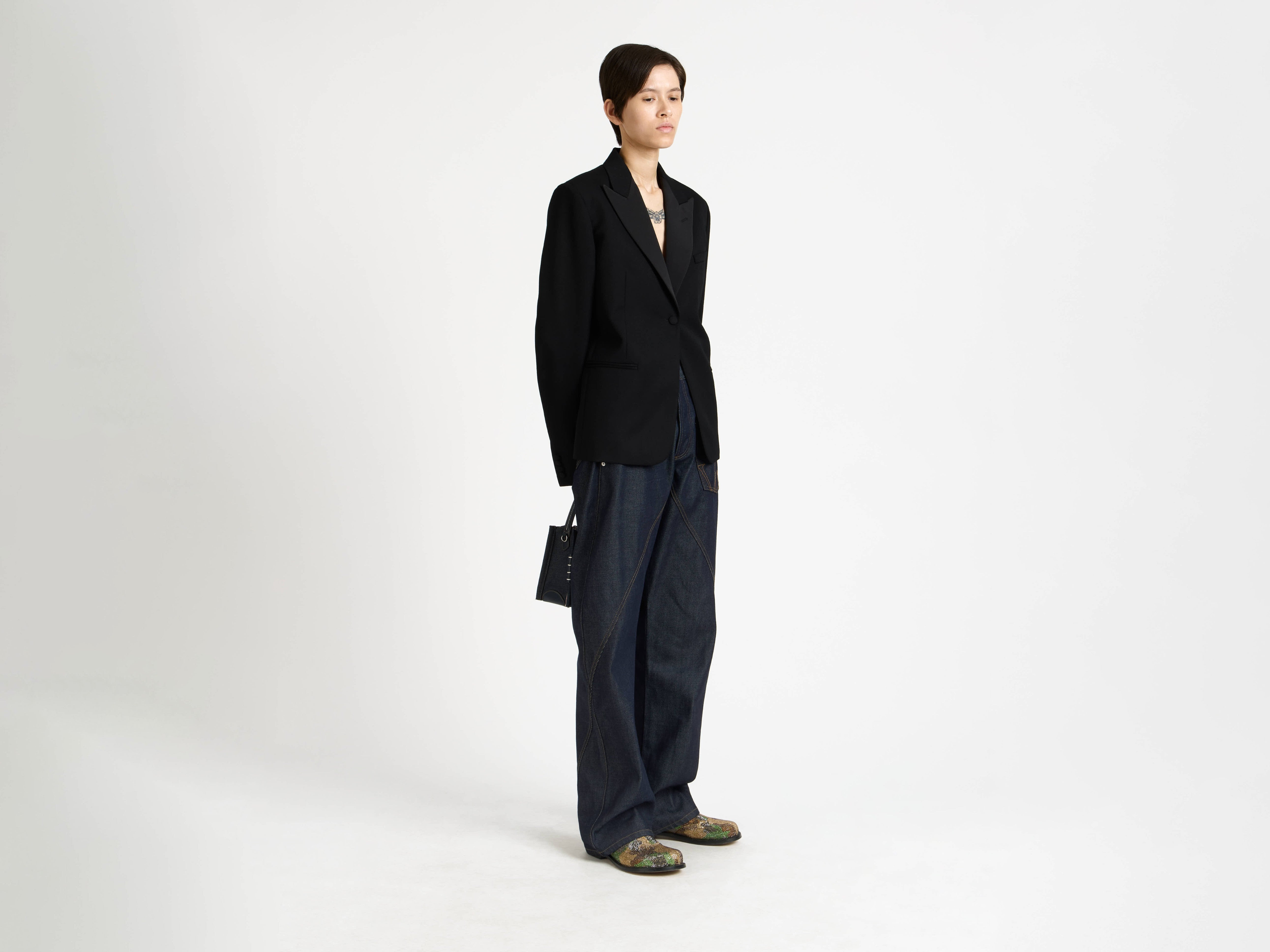 FITTED TUXEDO JACKET IN BLACK - 5