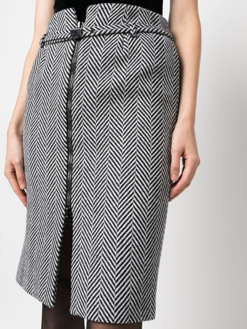 chevron-pattern midi pencil skirt 5