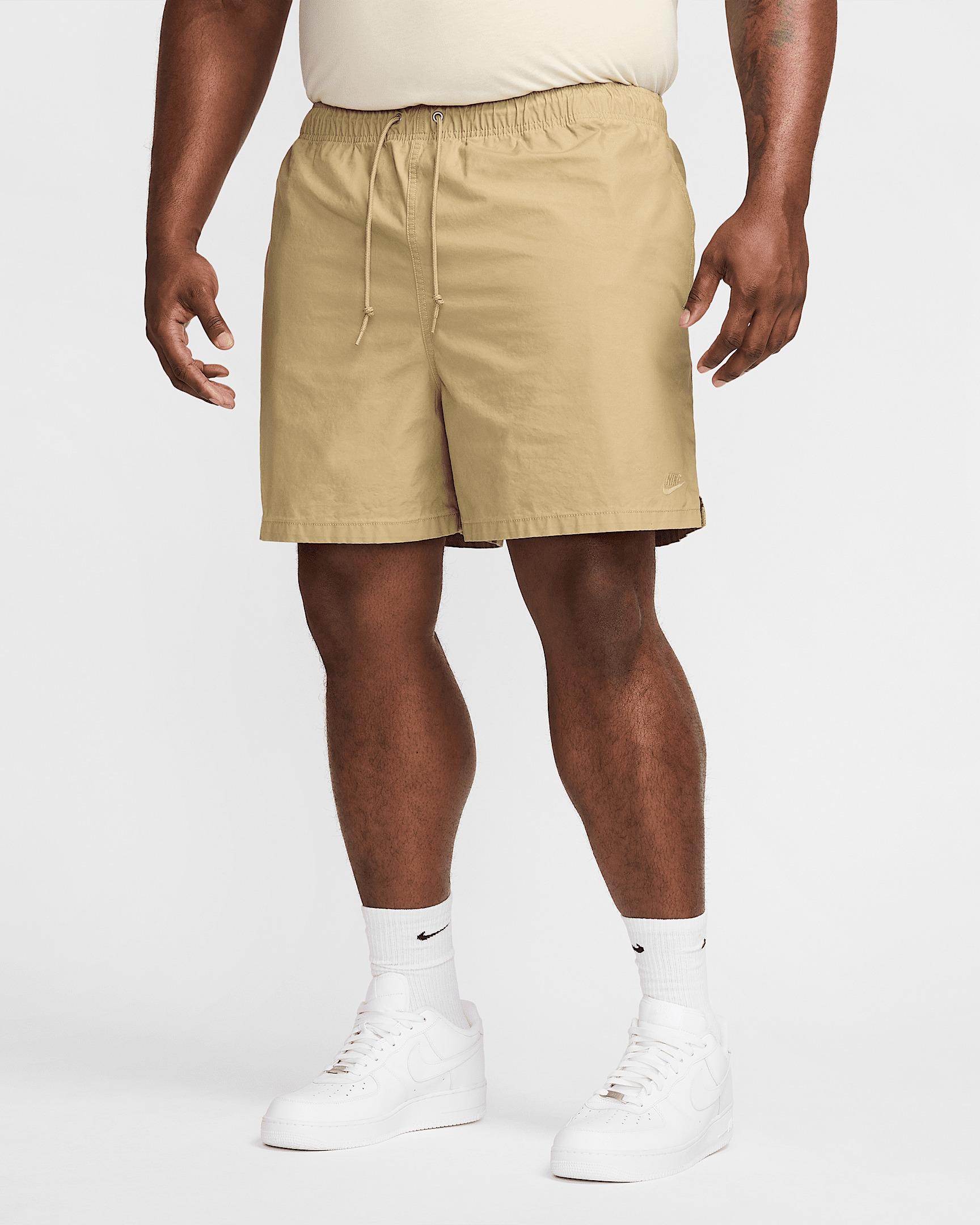 Nike Club Men's Flow Shorts - 8