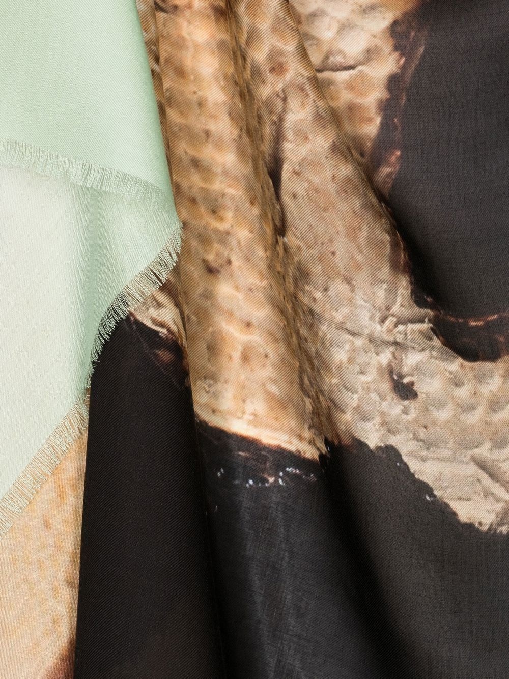 graphic-print scarf - 3