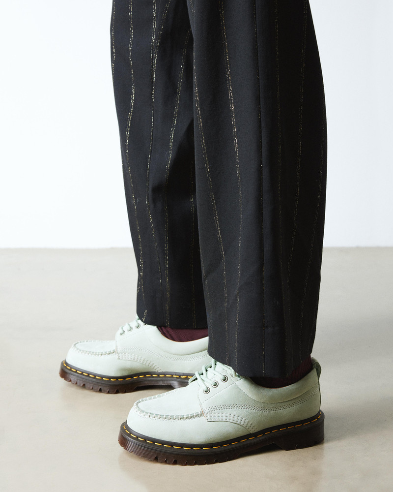 Lowell Buttersoft Leather Moc Toe Shoes 6