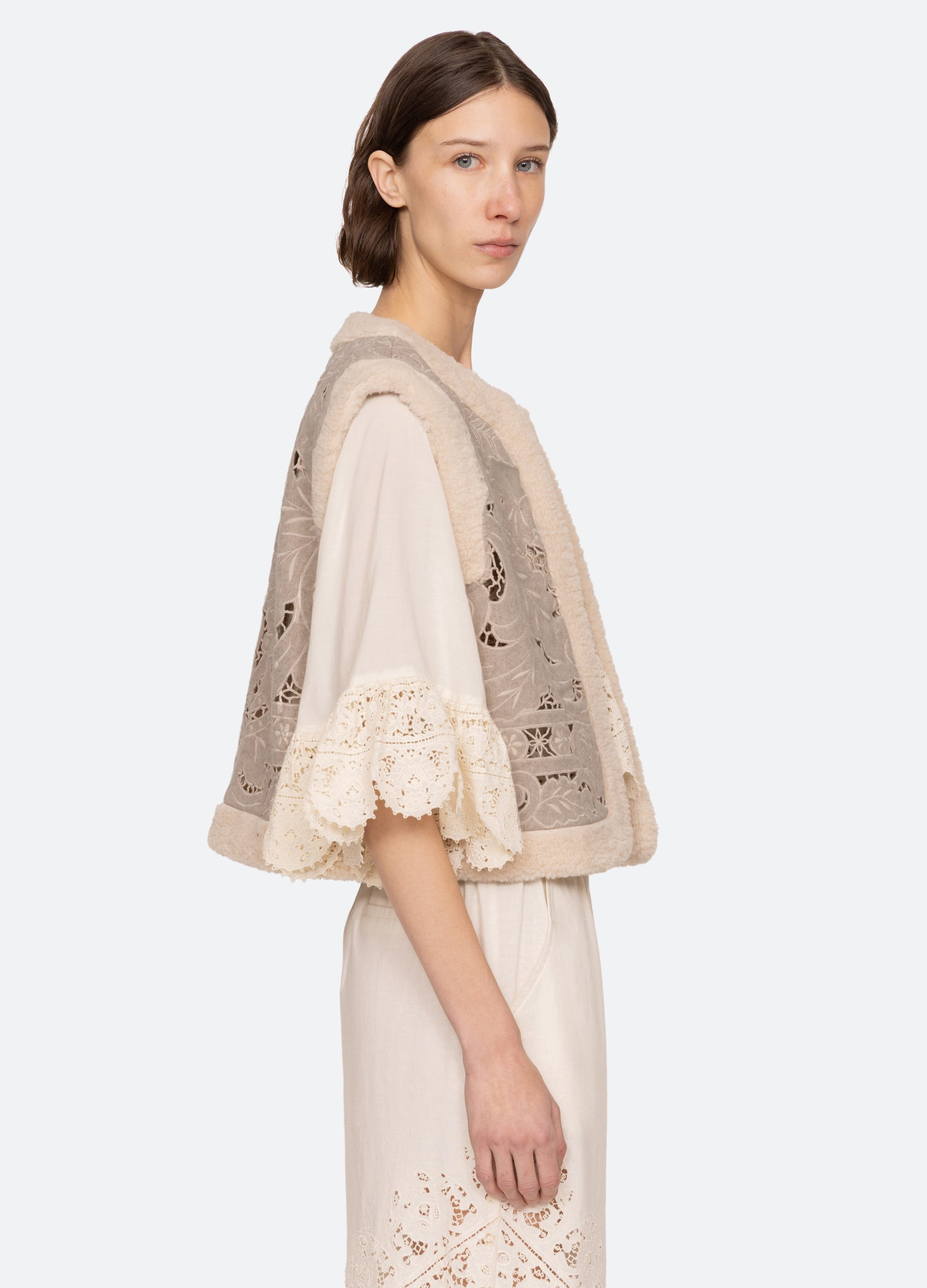 Ceci Vest - 4