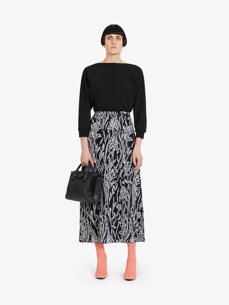 Givenchy SMALL ANTIGONA SOFT BAG IN SMOOTH LEATHER outlook