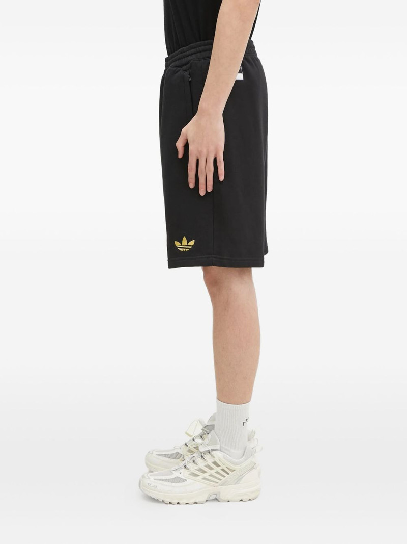 united-logo shorts 3