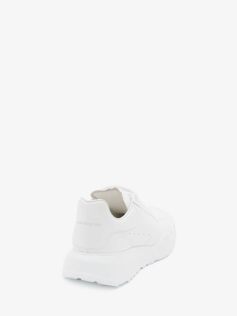 Court Trainer in White - 3