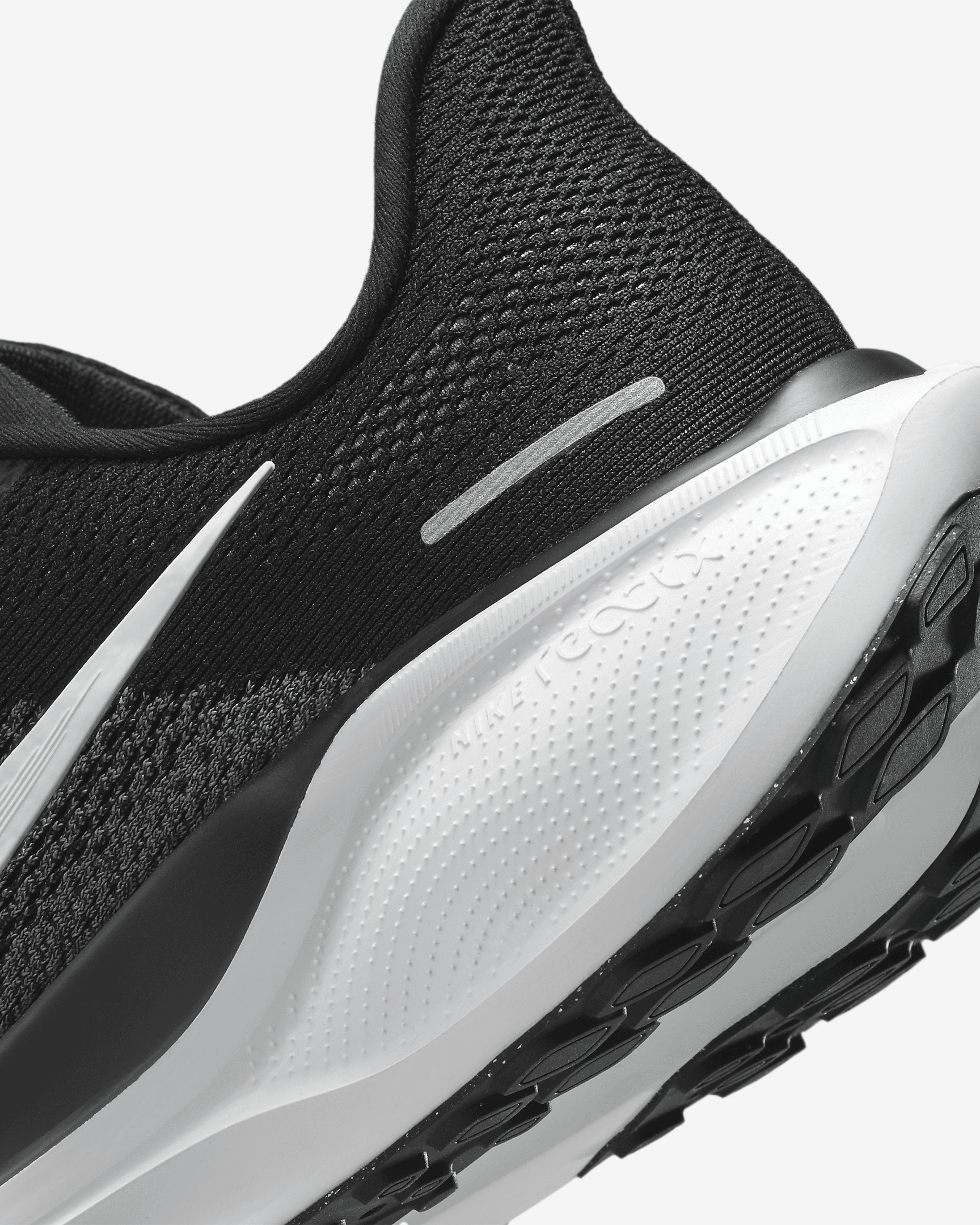 Nike Pegasus 41 Men's Road Running Shoes - 8