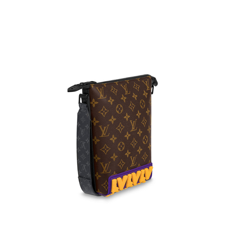Louis Vuitton Cruiser Messenger outlook