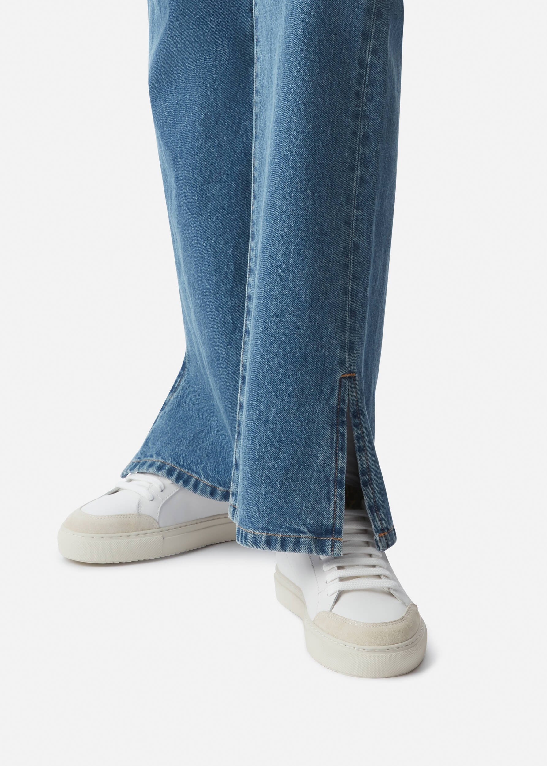 Clean 90 Triple Sneaker - 6